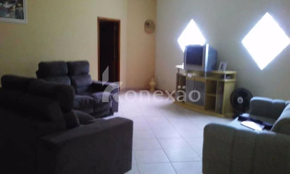 Chácara, 4 quartos, 400 m² - Foto 11