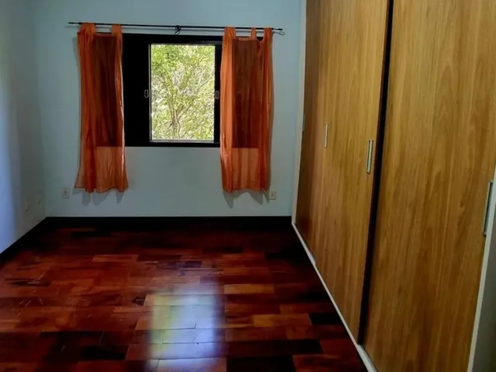 Sobrado, 5 quartos, 237 m² - Foto 2