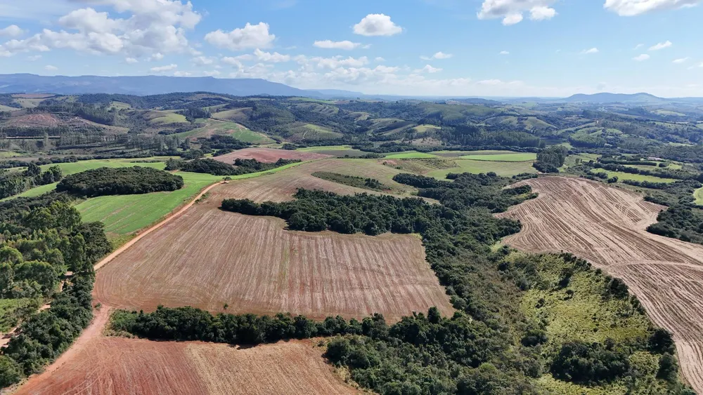 Fazenda, 700 m² - Foto 1