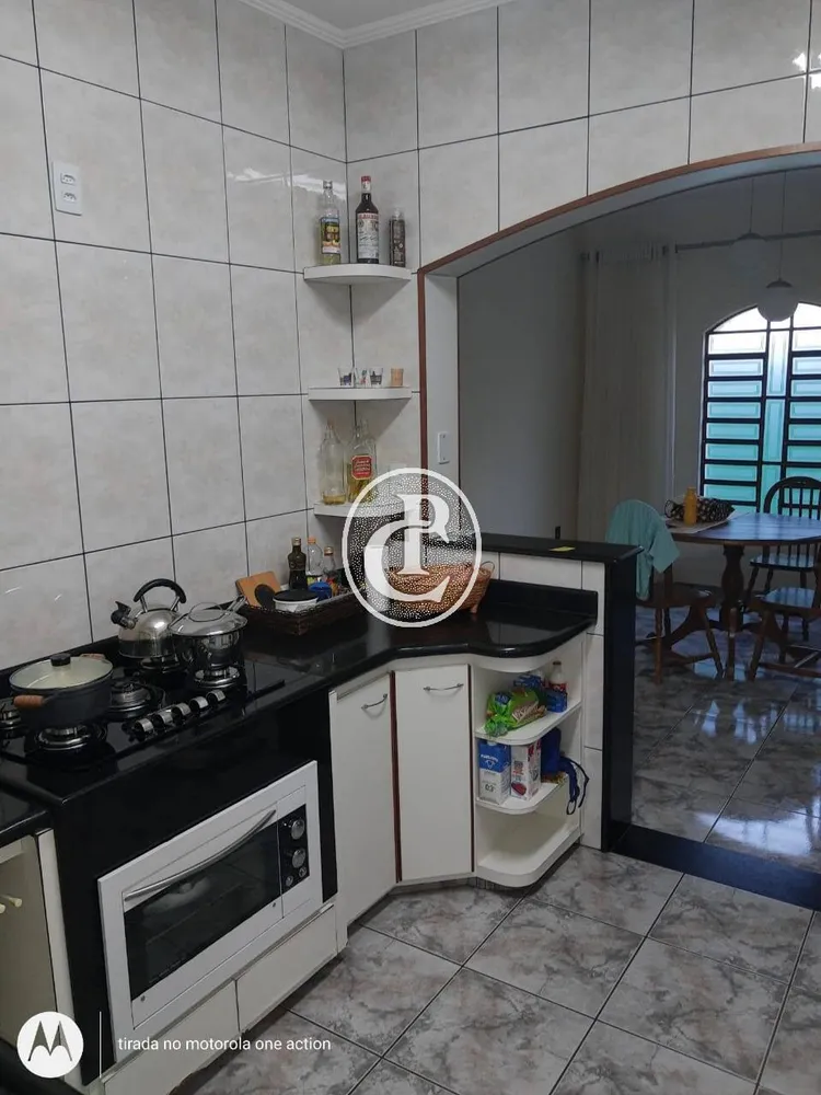 Casa, 4 quartos, 265 m² - Foto 8