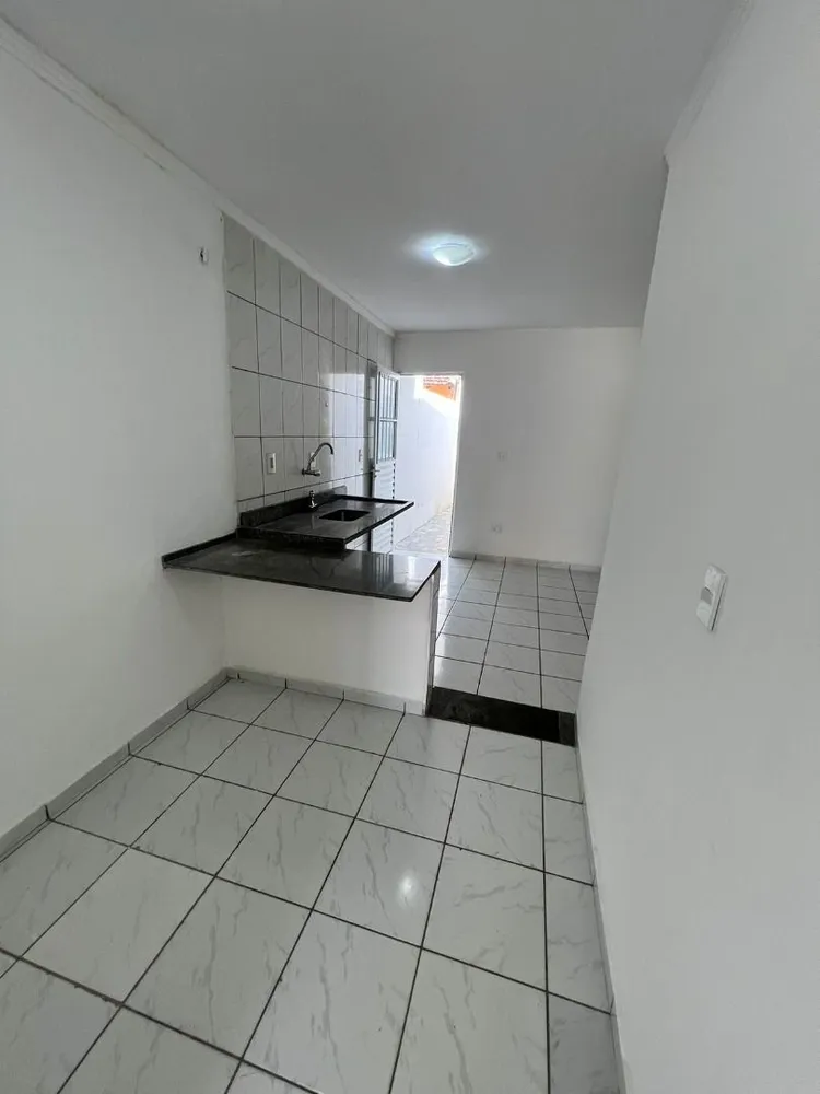 Casa, 3 quartos, 81 m² - Foto 4