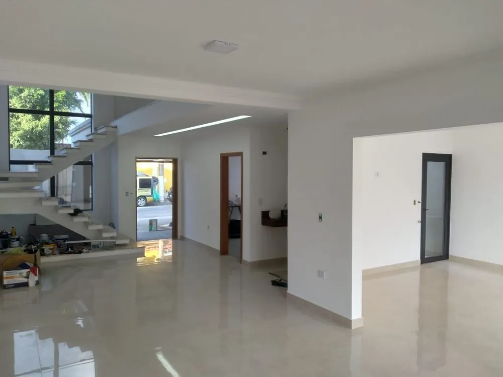 Sobrado, 3 quartos, 212 m² - Foto 1