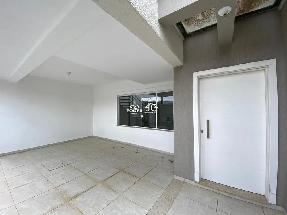 Casa, 3 quartos, 176 m² - Foto 2