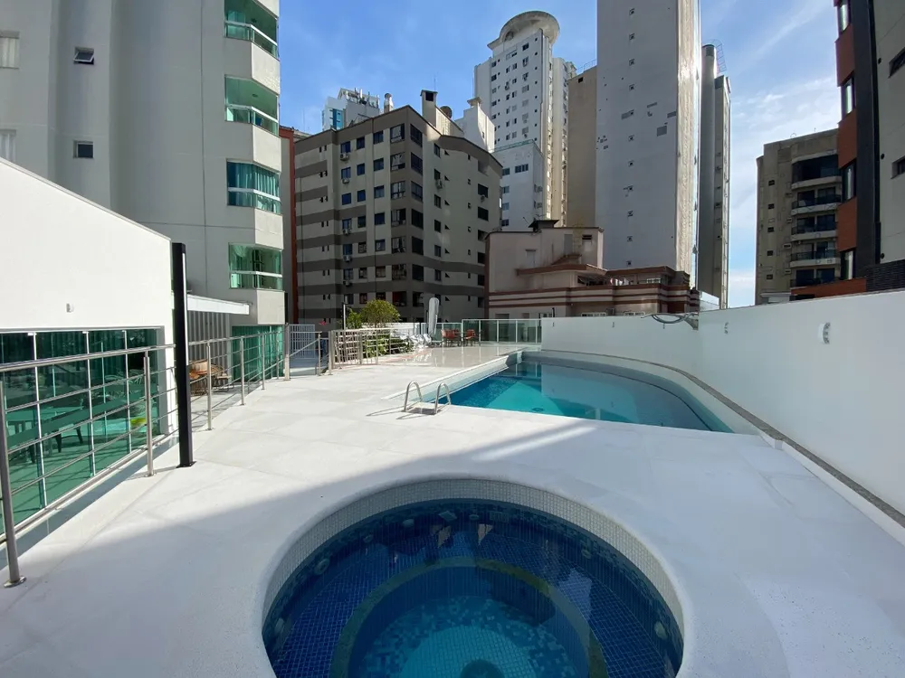 Apartamento, 3 quartos, 131 m² - Foto 2