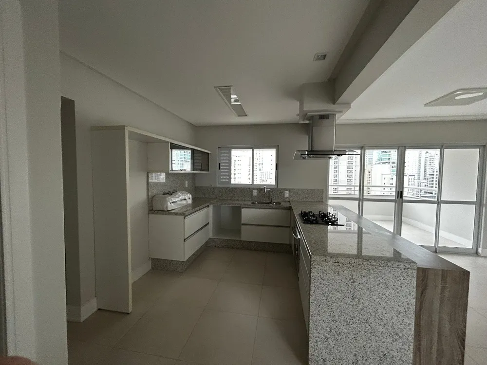 Apartamento, 3 quartos, 116 m² - Foto 1