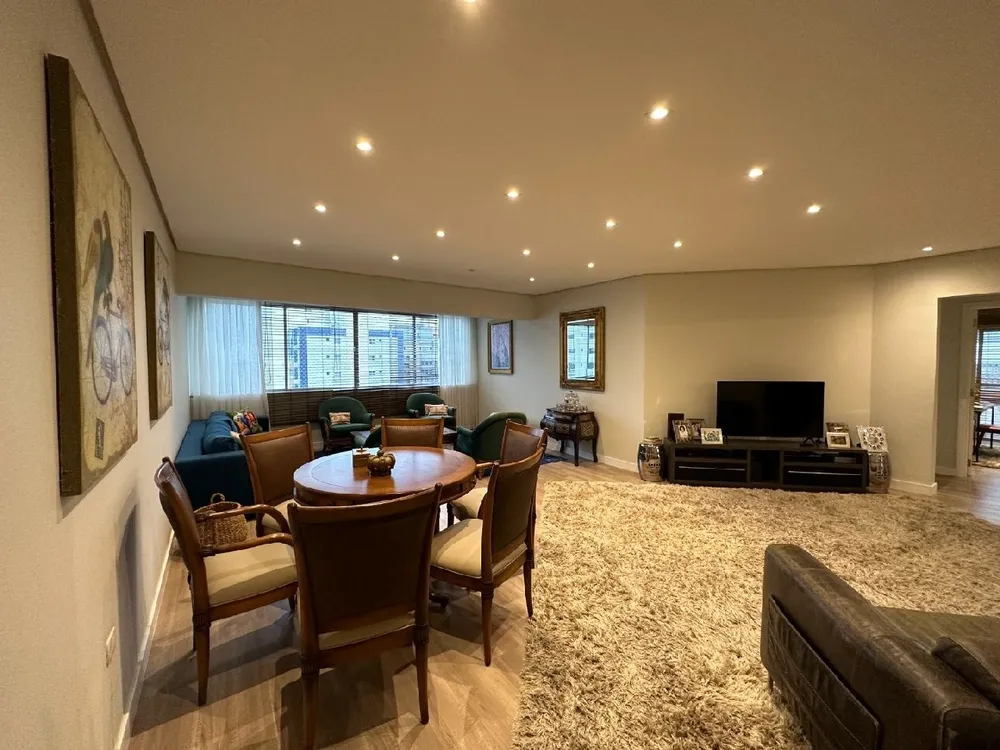 Apartamento, 3 quartos, 227 m² - Foto 1