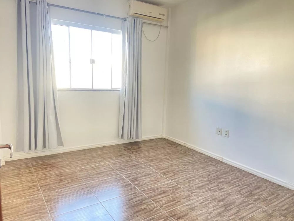 Apartamento à venda com 2 quartos, 60m² - Foto 5