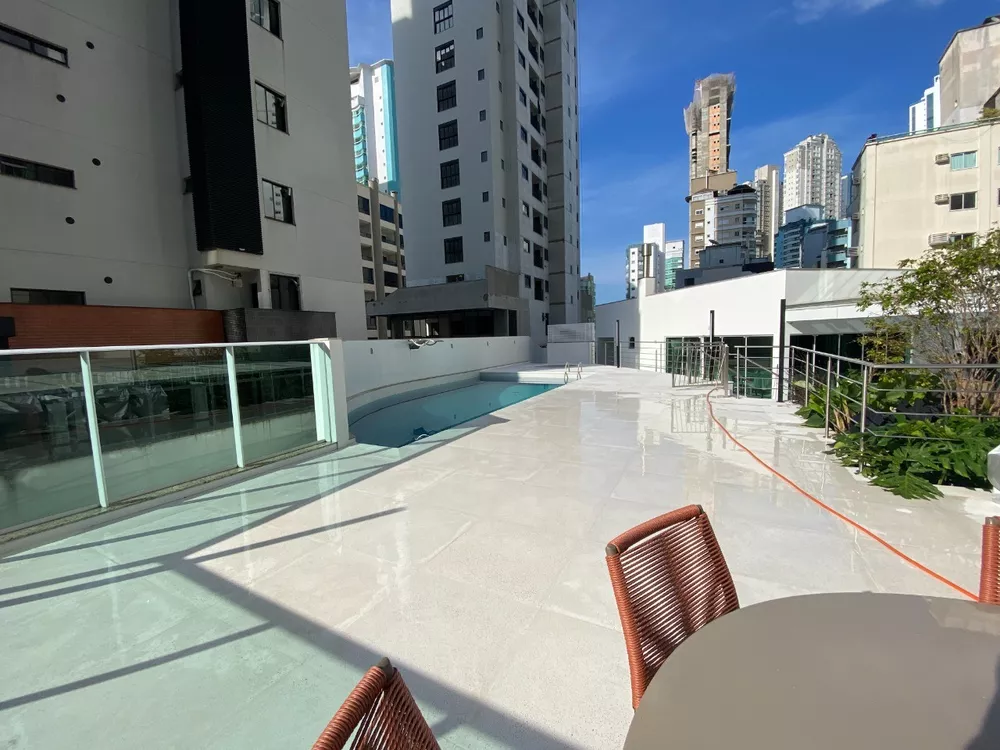 Apartamento à venda com 3 quartos, 131m² - Foto 25