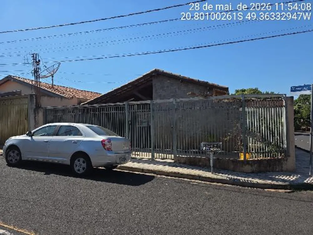 Casa, 3 quartos, 211 m² - Foto 1