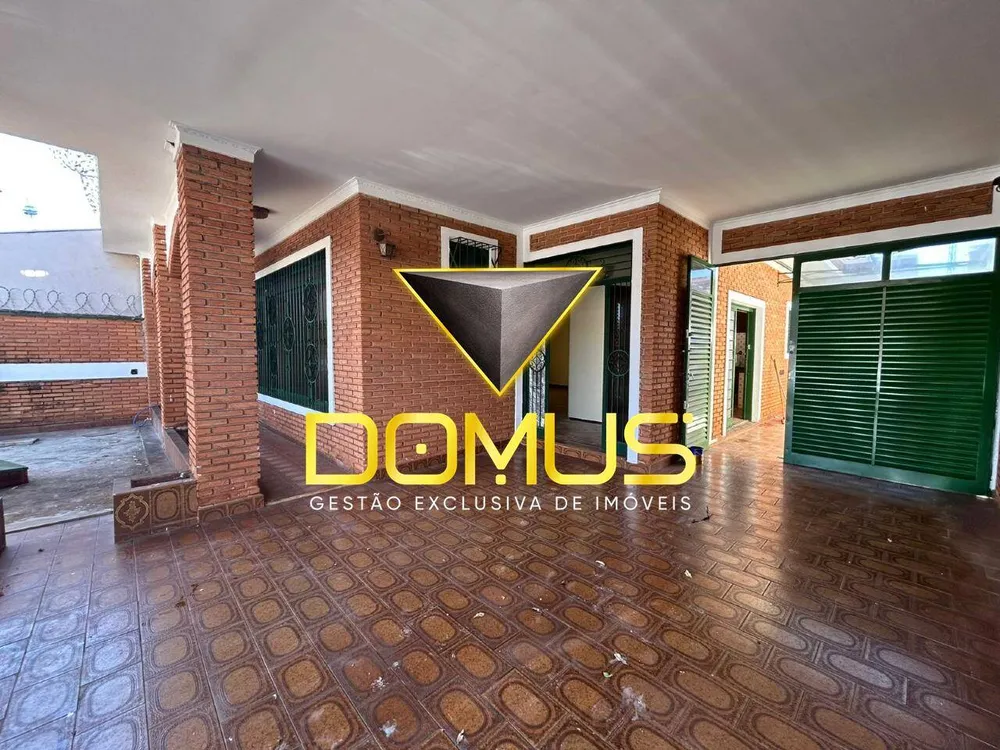 Casa, 5 quartos, 144 m² - Foto 1
