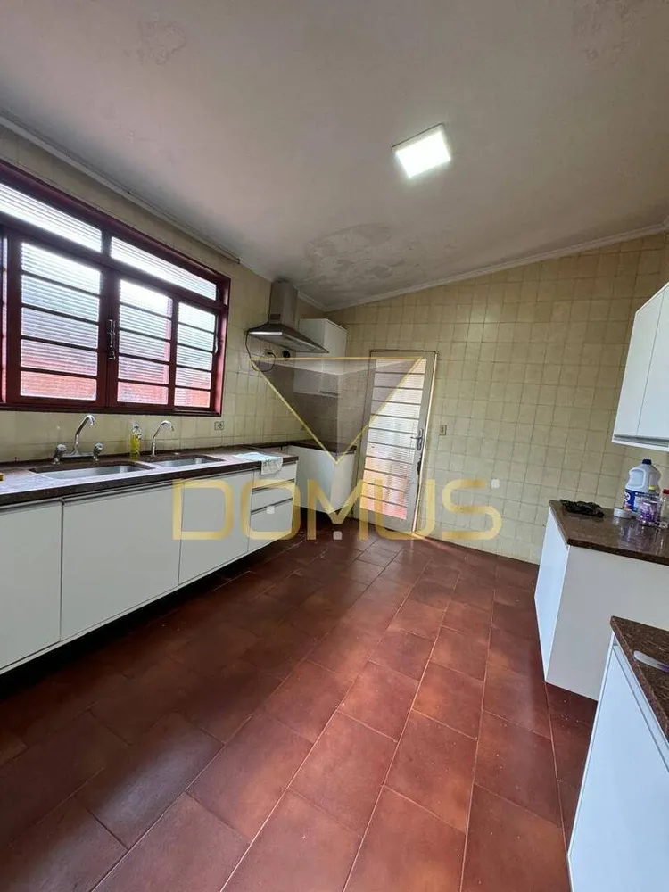 Casa, 3 quartos, 254 m² - Foto 3