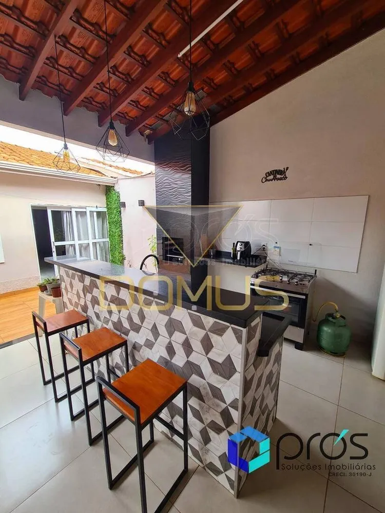 Casa, 2 quartos, 180 m² - Foto 1