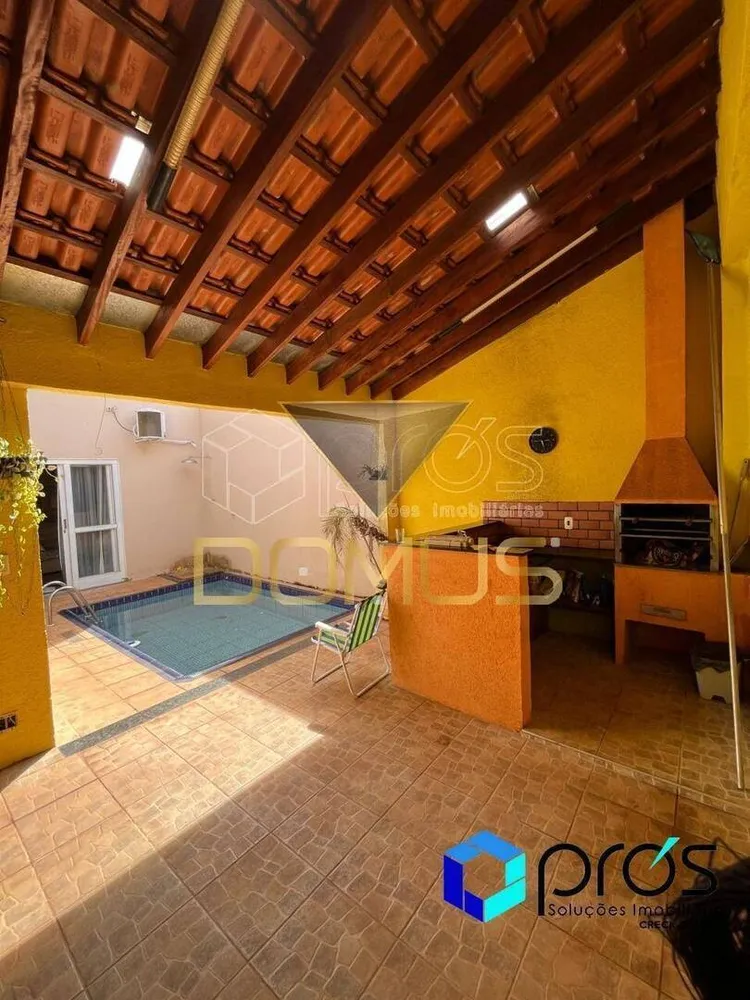 Casa, 2 quartos, 13000 m² - Foto 2