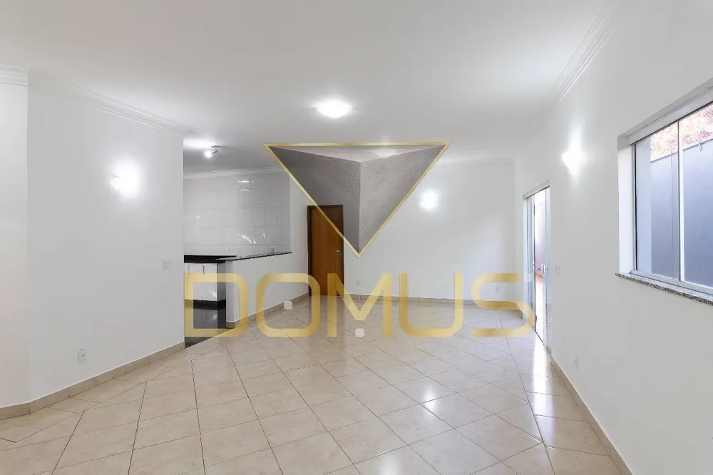Casa, 3 quartos, 200 m² - Foto 4
