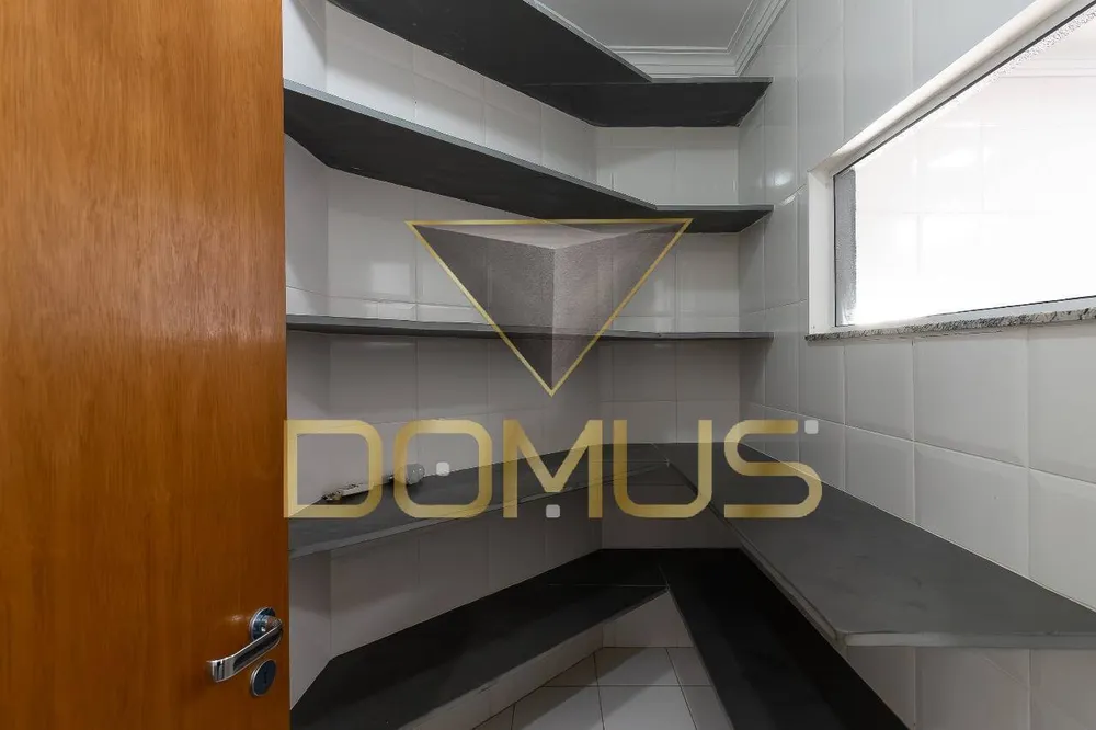 Casa, 3 quartos, 200 m² - Foto 13