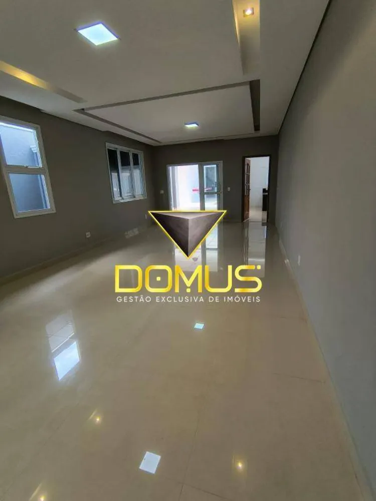 Casa, 4 quartos, 382 m² - Foto 2