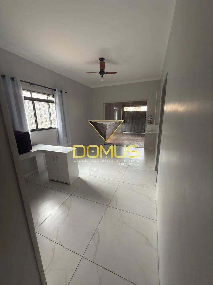Casa, 3 quartos, 130 m² - Foto 2