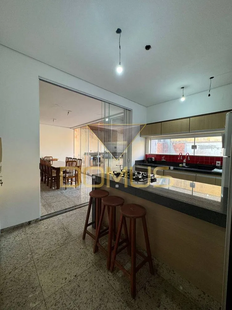 Sobrado, 3 quartos, 329 m² - Foto 12