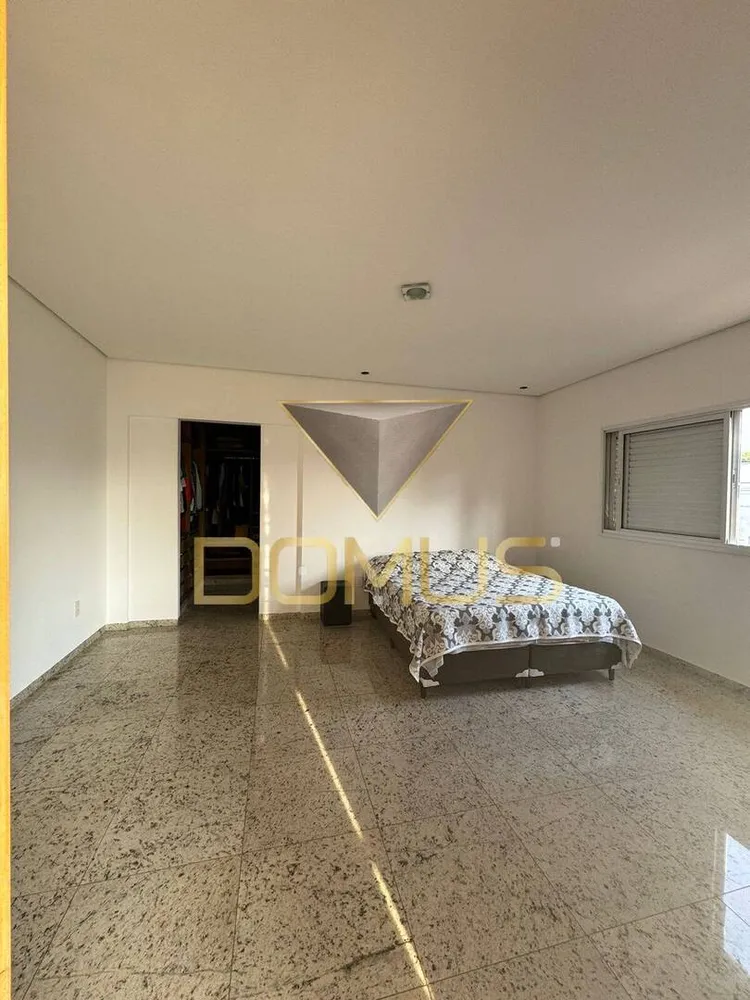 Sobrado, 3 quartos, 329 m² - Foto 5