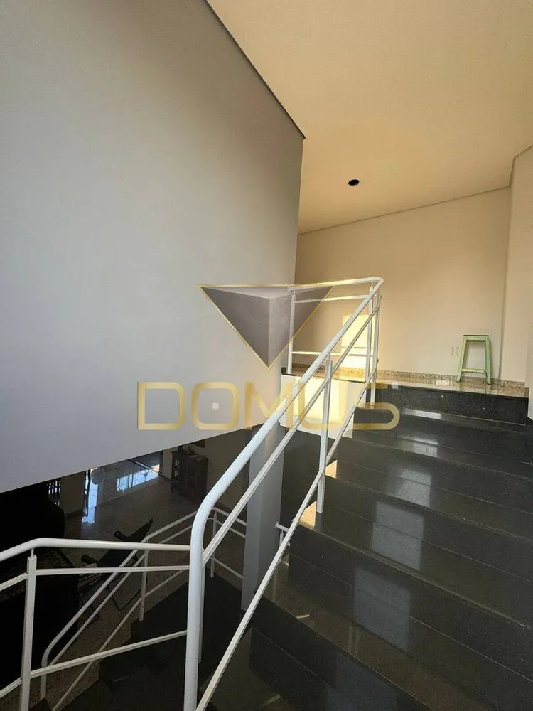 Sobrado, 3 quartos, 329 m² - Foto 11