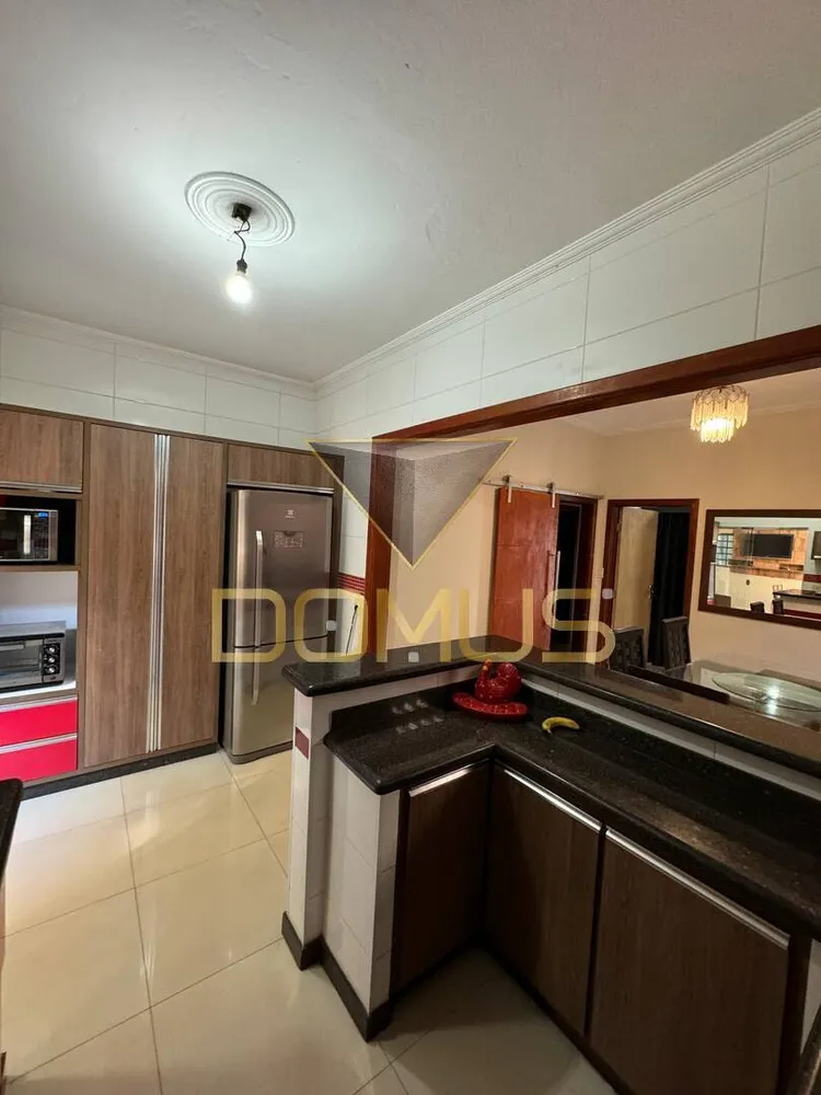 Casa, 4 quartos, 165 m² - Foto 10