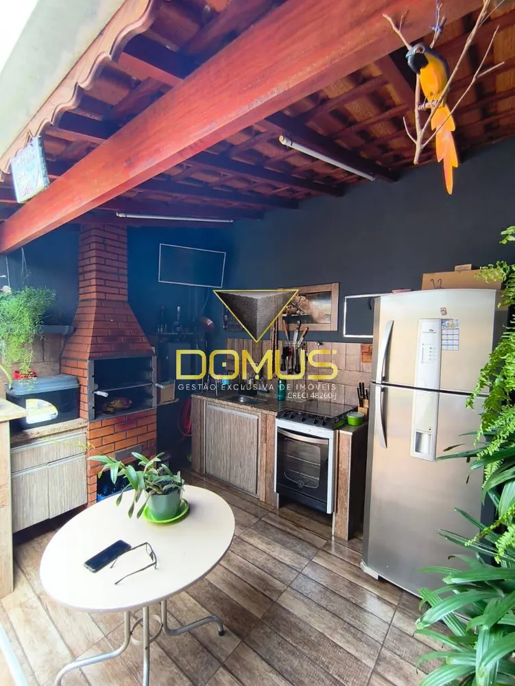 Casa, 3 quartos, 104 m² - Foto 2