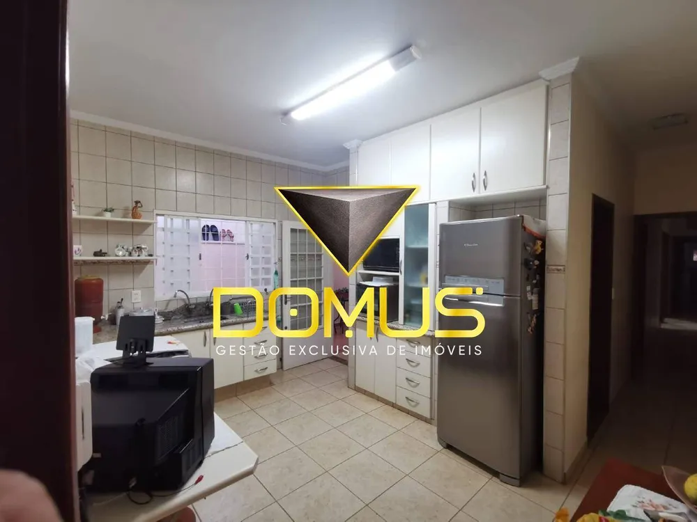 Casa, 3 quartos, 202 m² - Foto 7