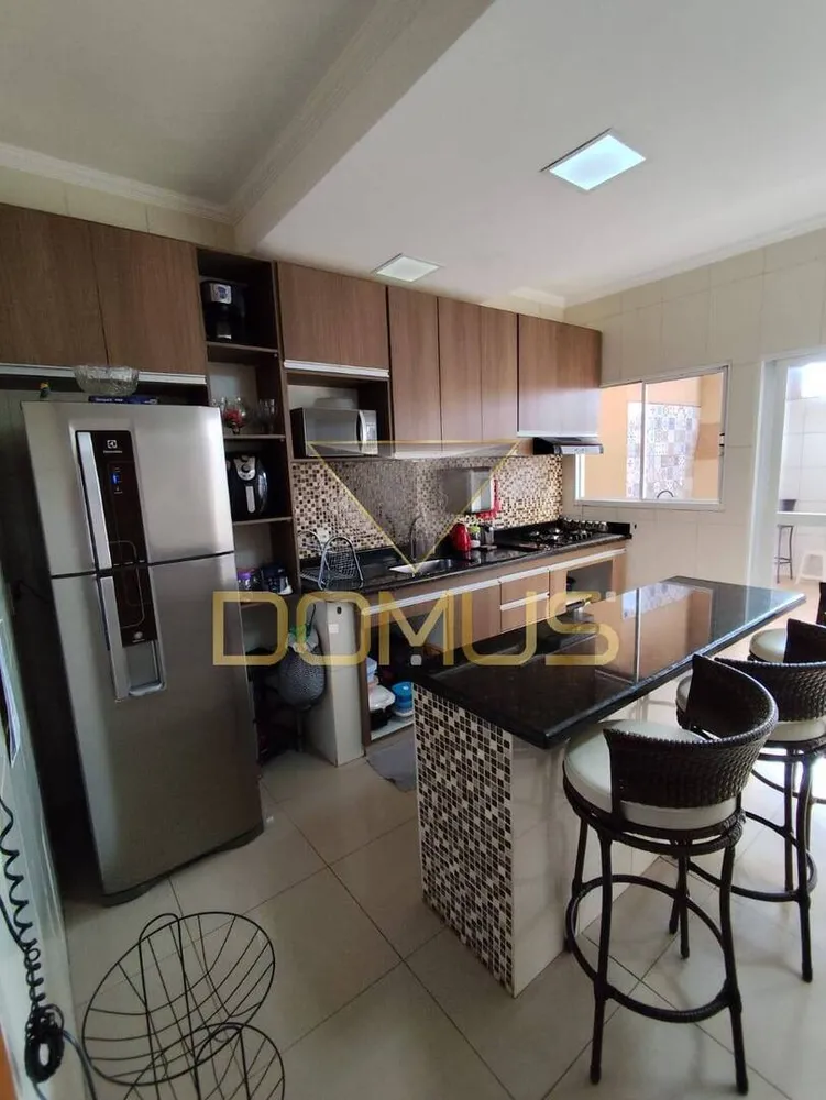 Casa, 2 quartos, 90 m² - Foto 1
