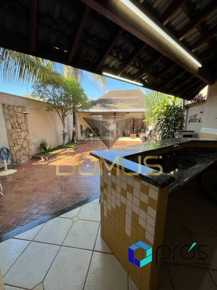 Casa, 3 quartos, 253 m² - Foto 8