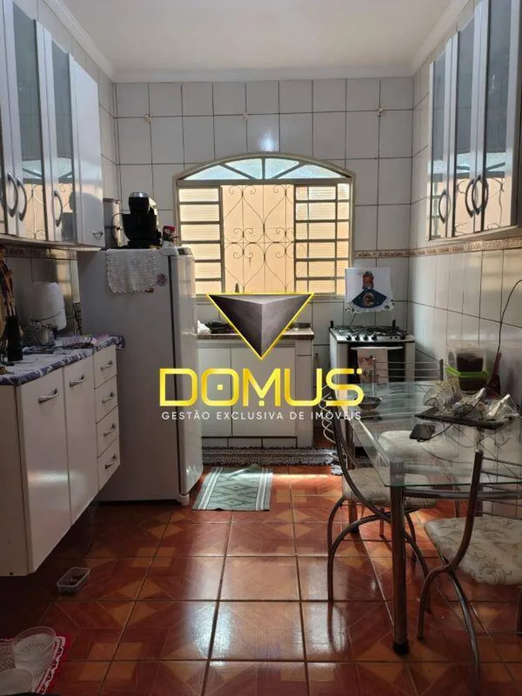 Casa, 3 quartos, 184 m² - Foto 8