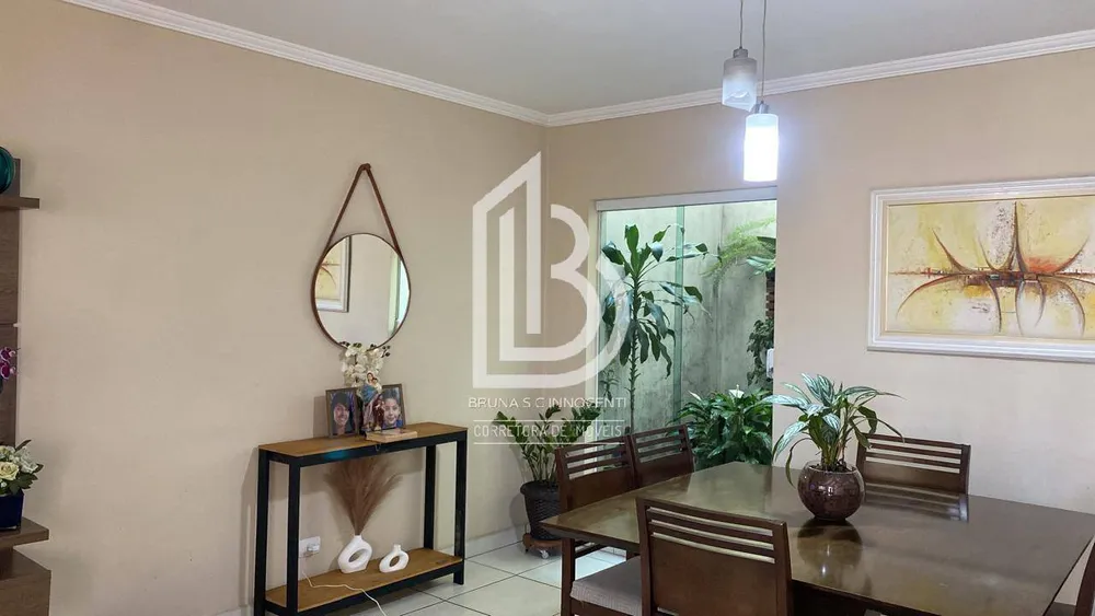 Casa, 3 quartos, 236 m² - Foto 8