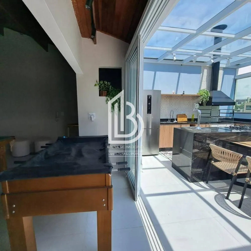 Cobertura, 3 quartos, 202 m² - Foto 4