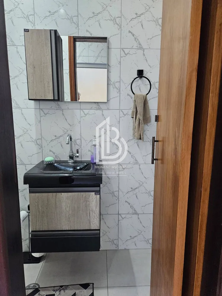 Casa, 3 quartos, 212 m² - Foto 1