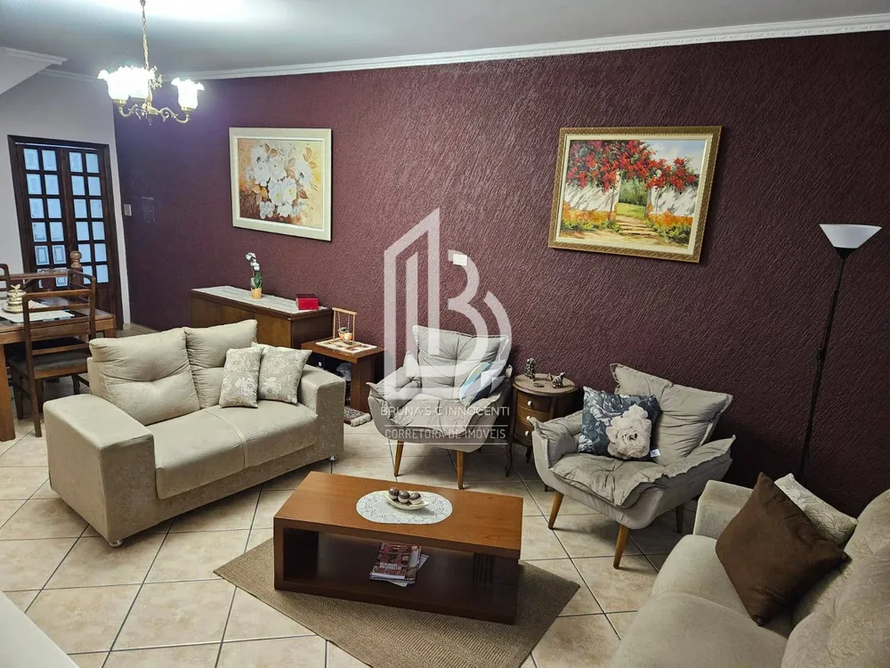 Casa, 3 quartos, 212 m² - Foto 4