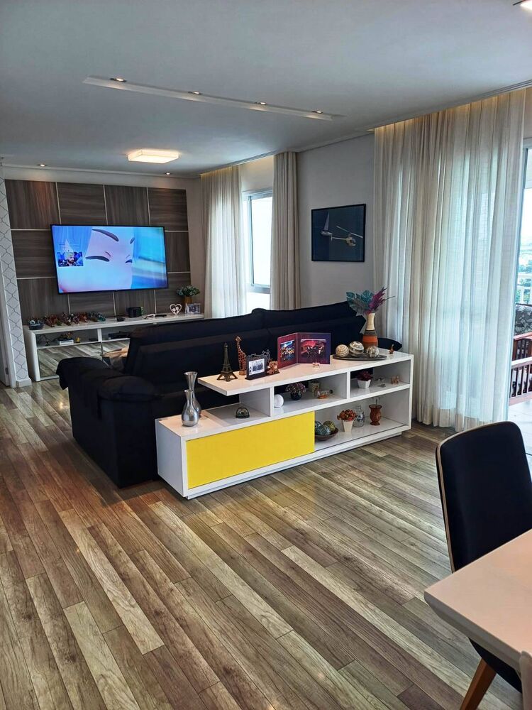 Apartamento à venda com 3 quartos, 123m² - Foto 3