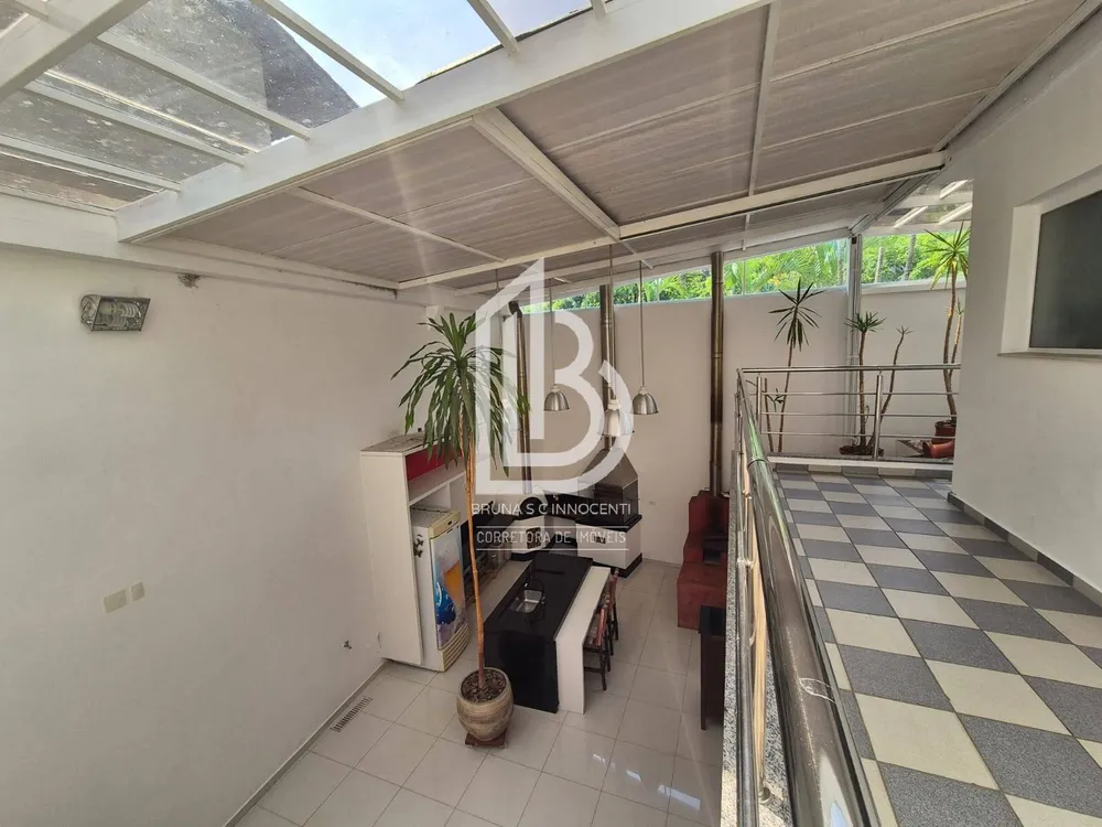 Sobrado, 3 quartos, 319 m² - Foto 4