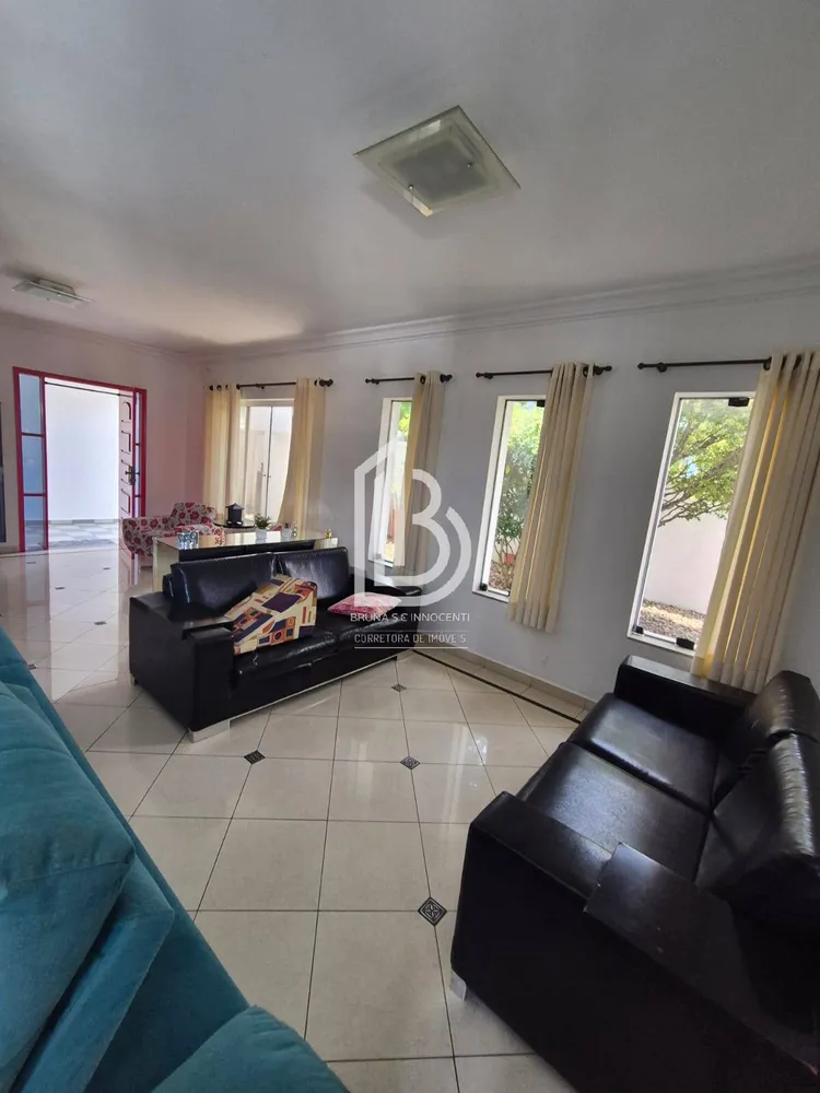 Sobrado, 3 quartos, 319 m² - Foto 2
