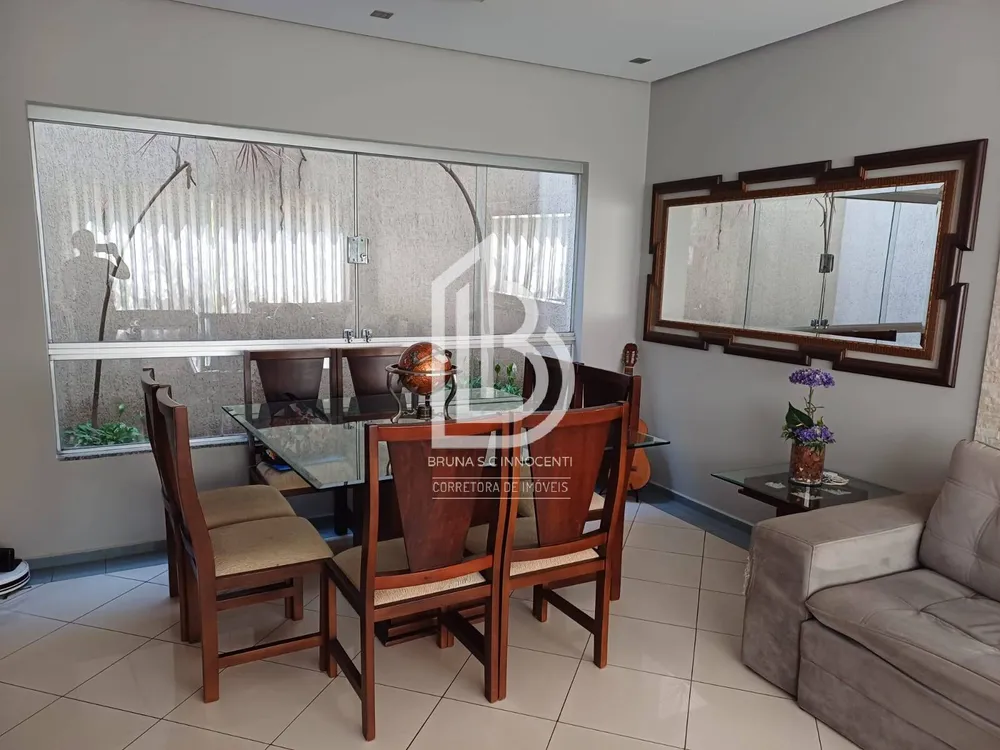 Casa, 3 quartos, 250 m² - Foto 2