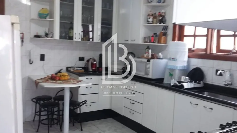 Sobrado, 3 quartos, 220 m² - Foto 2