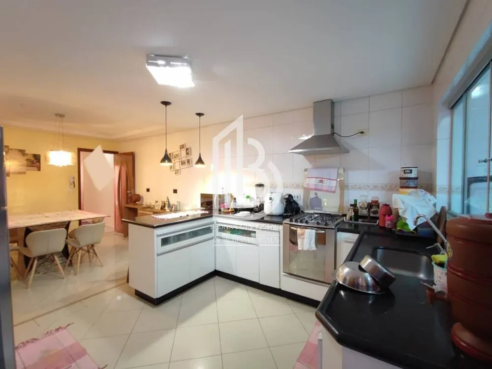 Sobrado, 3 quartos, 168 m² - Foto 2