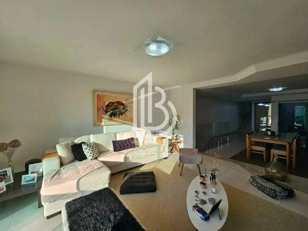 Sobrado, 4 quartos, 360 m² - Foto 1
