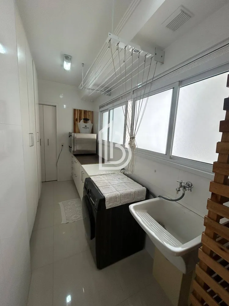 Apartamento, 3 quartos, 156 m² - Foto 1