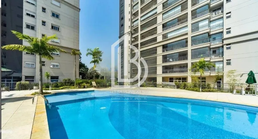 Apartamento, 3 quartos, 242 m² - Foto 1