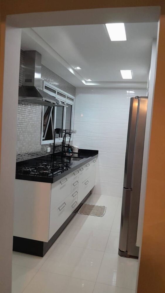 Apartamento à venda com 3 quartos, 123m² - Foto 2
