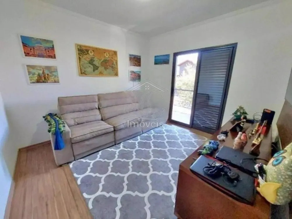 Casa, 4 quartos, 248 m² - Foto 2