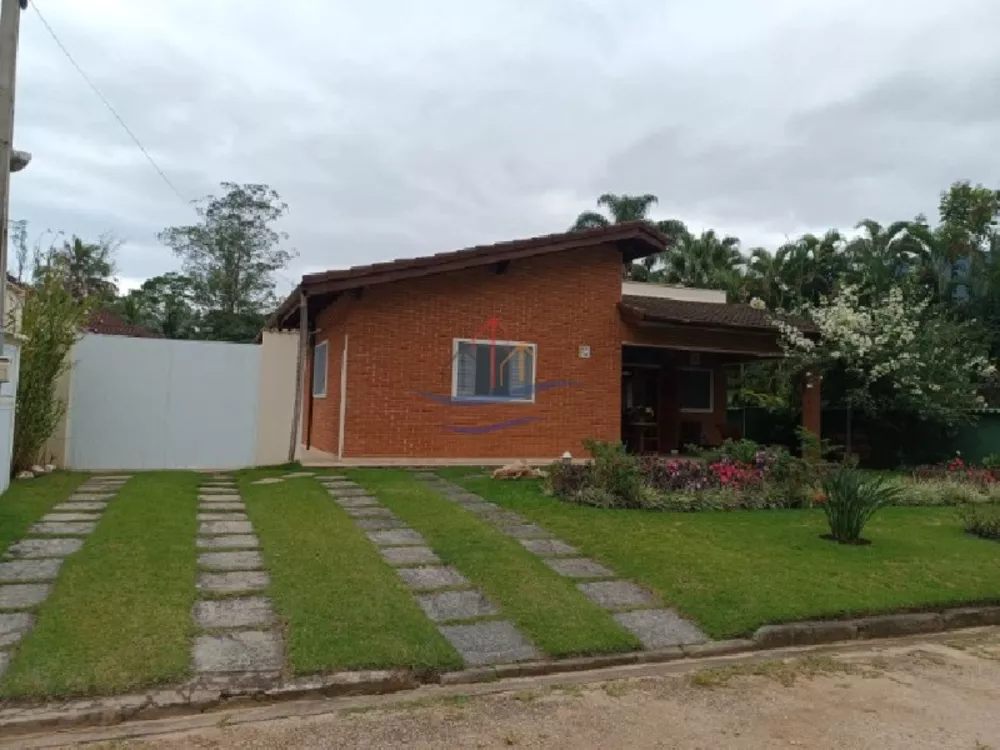 Casa de Condomínio à venda com 3 quartos, 700m² - Foto 1