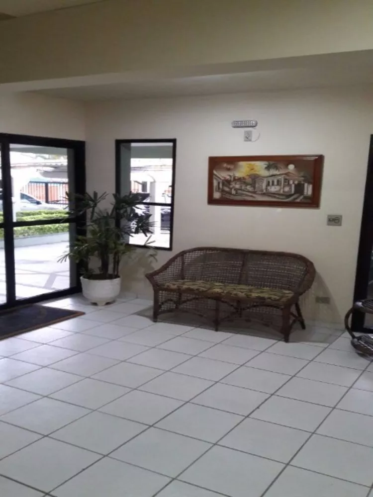 Apartamento, 3 quartos, 130 m² - Foto 2