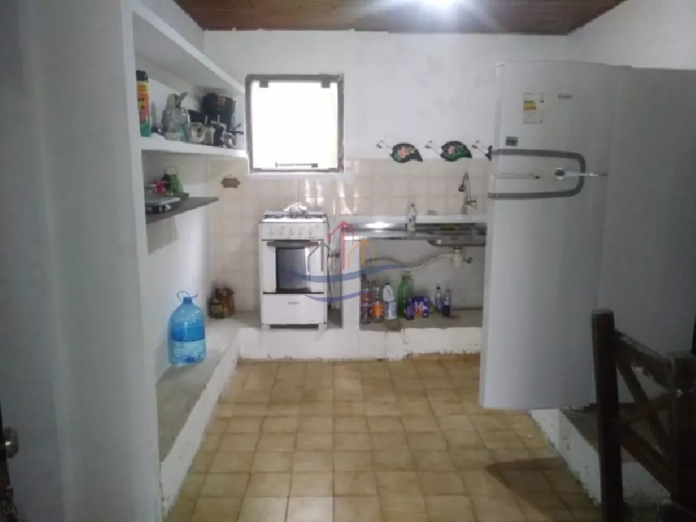 Casa à venda com 2 quartos, 430m² - Foto 4