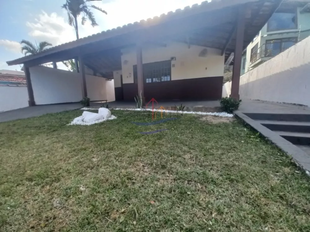 Casa à venda com 3 quartos, 390m² - Foto 4