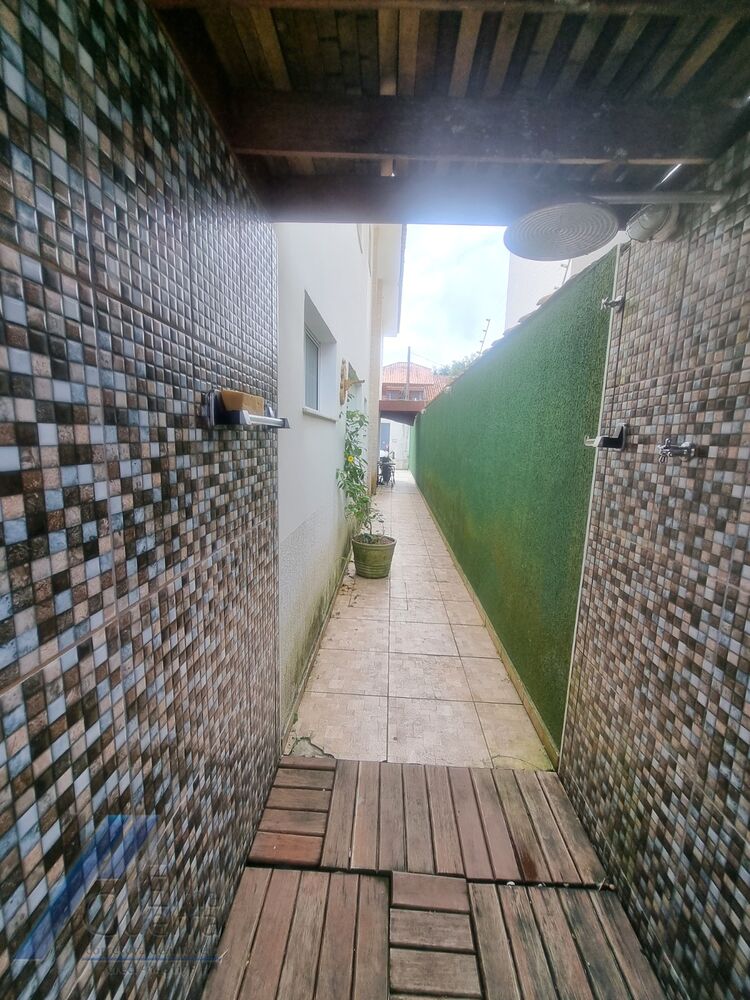 Casa à venda com 3 quartos, 128m² - Foto 4